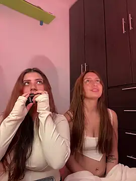 Leah moon1 online show from 6, 2, 2026