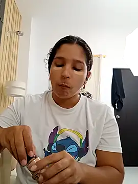 Snapshot of Belindamuller chatting on 6, 1, 2026 Belindamuller online show from 6, 1, 2026