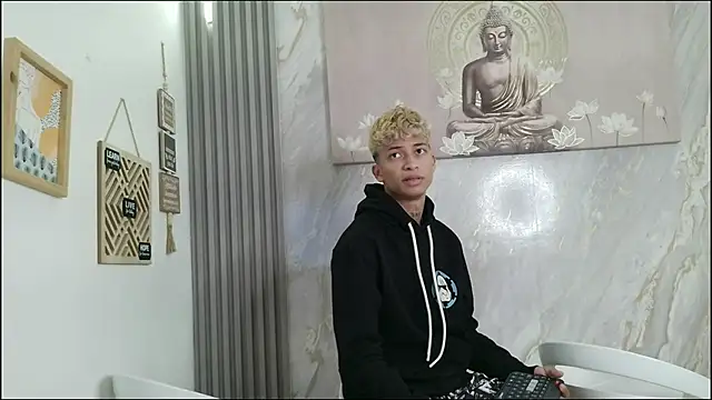 EMPIRE BOYS1 online show from 6, 4, 2026