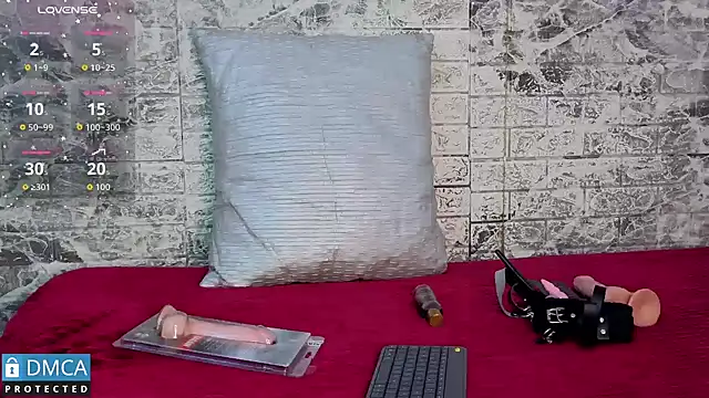 taylorexotic online show from 25, 10, 2025