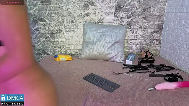 taylorexotic online show from 12, 11, 2025