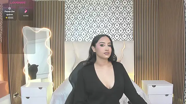 Snapshot of BEELLA_TAY1 chatting on 19, 11, 2025 BEELLA TAY1 online show from 19, 11, 2025