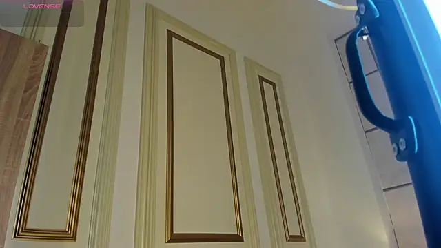 lyrabellini online show from 13, 3, 2026