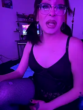 Snapshot of MiniMonroe chatting on 29, 11, 2025 MiniMonroe online show from 29, 11, 2025