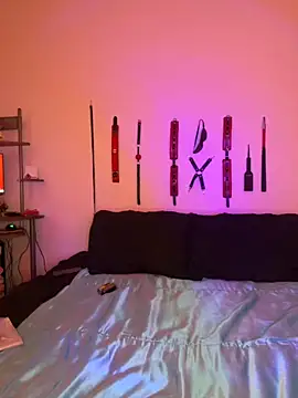 Snapshot of MiniMonroe chatting on 3, 12, 2025 MiniMonroe online show from 3, 12, 2025