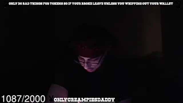Snapshot of onlycreampiesdaddy chatting on 19, 5, 2026 onlycreampiesdaddy online show from 19, 5, 2026