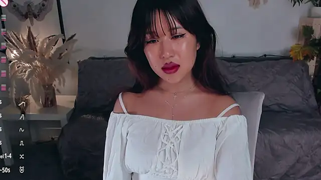 Snapshot of Erika_Kim chatting on 20, 7, 2026 Erika Kim online show from 20, 7, 2026