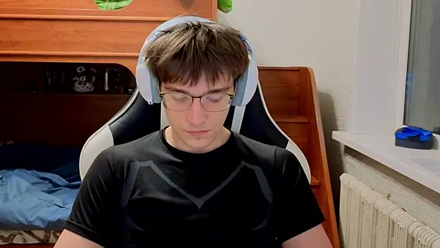 Snapshot of sweeetangeel chatting on 21, 12, 2025 sweeetangeel online show from 21, 12, 2025