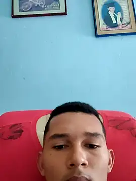 Snapshot of Rayangiss chatting on 18, 11, 2025 Rayangiss online show from 18, 11, 2025