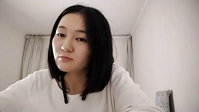 Snapshot of Lyndasilk chatting on 14, 10, 2025 Lyndasilk online show from 14, 10, 2025