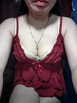 LeanaLy online show from 3, 11, 2025