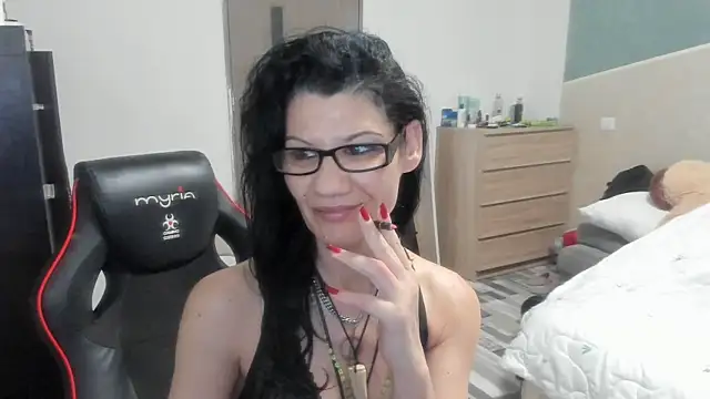 SweetSin40 online show from 24, 3, 2026