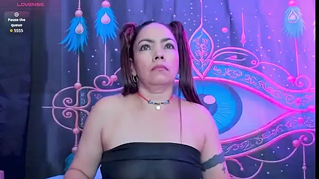 Sharlott smith online show from 21, 10, 2025