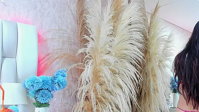 Ari lynn  online show from 22, 12, 2025