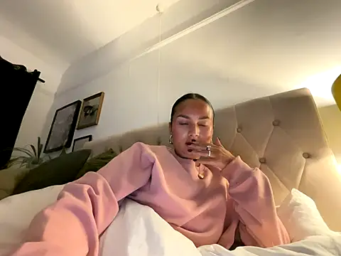 sexygoddessjessy online show from 15, 10, 2025