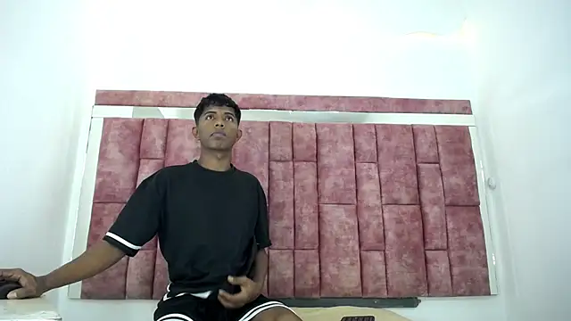 Mick storm online show from 6, 3, 2026