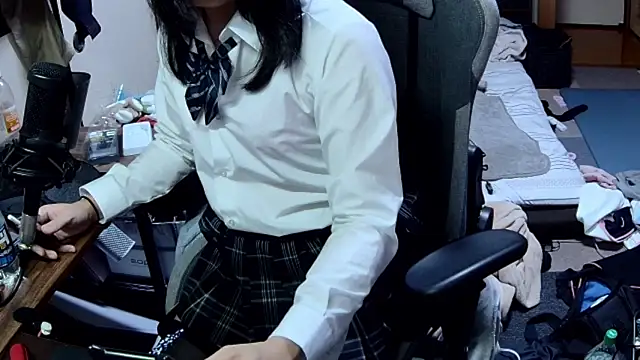 harinyanxxx online show from 18, 4, 2026