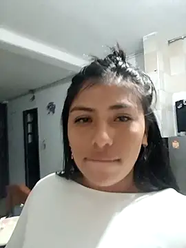 Snapshot of Esmeralda_baby chatting on 12, 10, 2025 Esmeralda baby online show from 12, 10, 2025