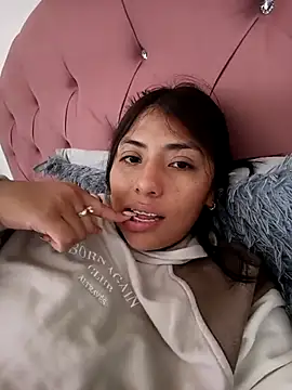 Esmeralda baby online show from 7, 1, 2026