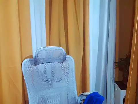 ellah morenax online show from 26, 3, 2026