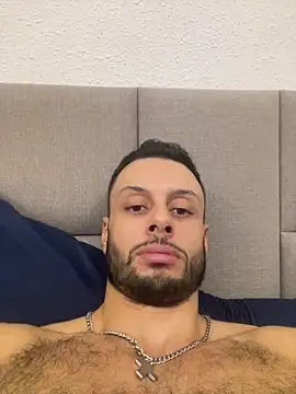 Snapshot of Camaraman05 chatting on 12, 10, 2025 Camaraman05 online show from 12, 10, 2025