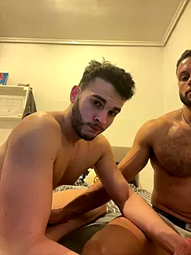 Snapshot of Camaraman05 chatting on 18, 10, 2025 Camaraman05 online show from 18, 10, 2025