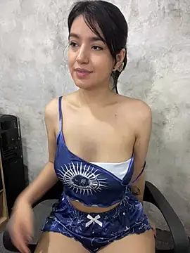 1evelinewood online show from 18, 3, 2025