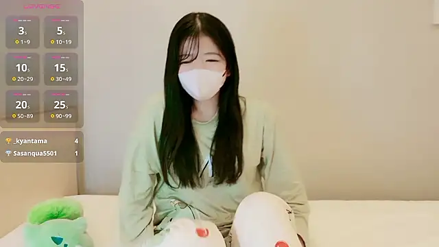 Snapshot of Rin_chan_77 chatting on 31, 10, 2025 Rin chan 77 online show from 31, 10, 2025