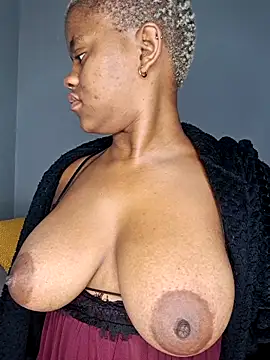 Snapshot of certifiedhottie2025 chatting on 7, 3, 2026 certifiedhottie2025 online show from 7, 3, 2026