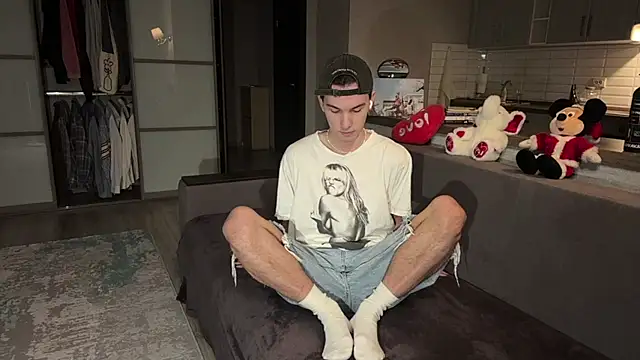 Snapshot of Jeremy1Scott chatting on 16, 11, 2025 Jeremy1Scott online show from 16, 11, 2025