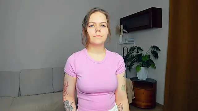NaidaPalos online show from 21, 10, 2025