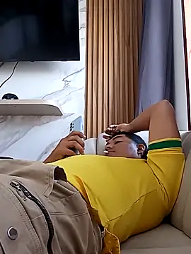 Snapshot of sexyandres_23 chatting on 13, 3, 2026 sexyandres 23 online show from 13, 3, 2026