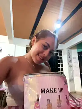 Emily Joee online show from 22, 10, 2025