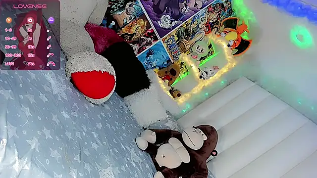 Snapshot of Estefany_Leeon chatting on 20, 11, 2025 Estefany Leeon online show from 20, 11, 2025