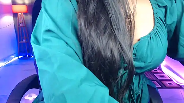 Rashiii  online show from 13, 4, 2026