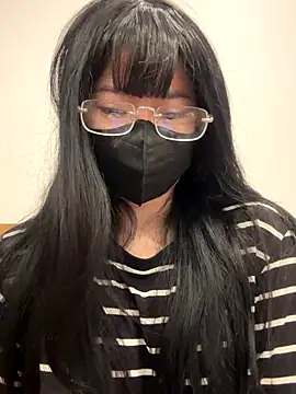 Suzie X online show from 18, 12, 2025