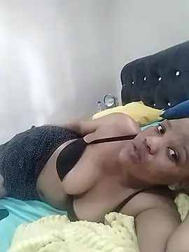 CaramelBoootie online show from 11, 1, 2026