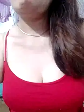 YiyinLy online show from 9, 5, 2026