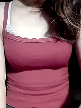 YiyinLy online show from 22, 5, 2026