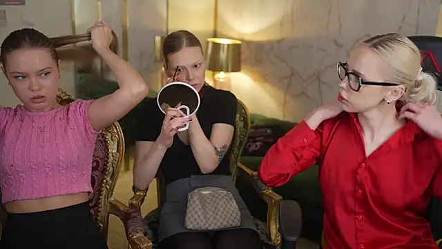 Jessica start online show from 2, 12, 2025