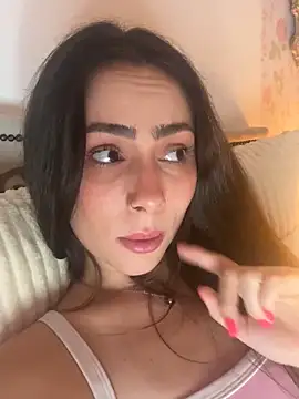 Snapshot of Baby_Mia_pires chatting on 22, 11, 2025 Baby Mia pires online show from 22, 11, 2025