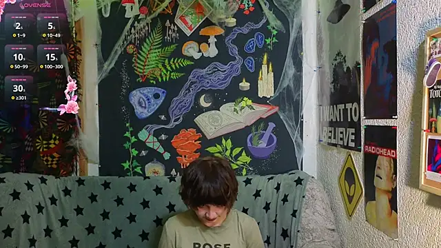 ReincarnatedAngel online show from 26, 11, 2025