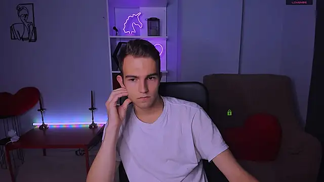 astren villo online show from 13, 11, 2025