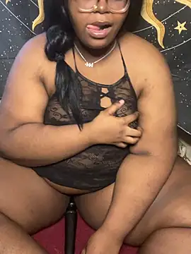 Snapshot of TheChubbySiren chatting on 14, 2, 2026 TheChubbySiren online show from 14, 2, 2026