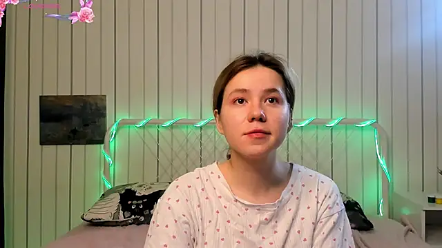 AlisiaEthen online show from 1, 12, 2025