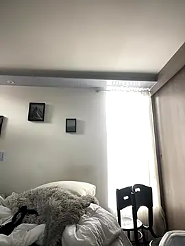 Snapshot of Cara-Hadley chatting on 13, 10, 2025 Cara-Hadley online show from 13, 10, 2025