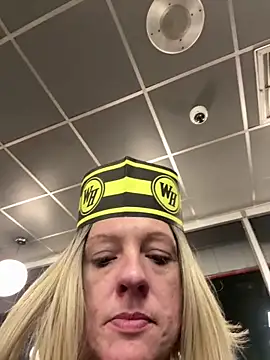 queenkelly1234 online show from 20, 2, 2026