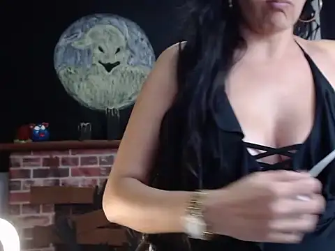 Lucyy Naugthy online show from 31, 10, 2025