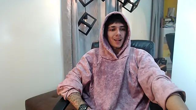 AmethystShadow17 online show from 25, 4, 2026