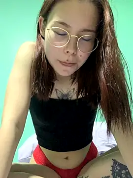 KittyK at online show from 22, 10, 2025